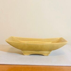 Vintage MCOY Pale Yellow Art Pottery Bowl 1602 USA